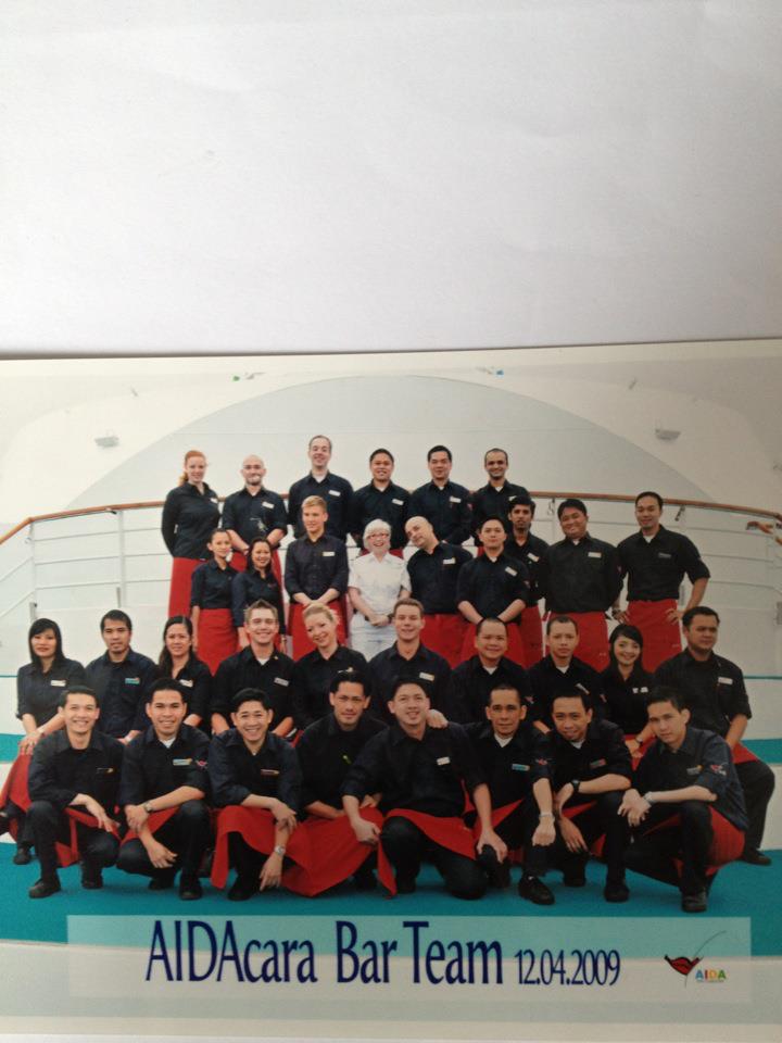 Bar-Team an Bord der AIDA Cruises, 2009
